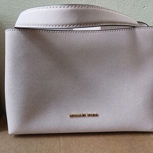 Elegant Soft Pink Handbag